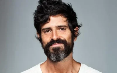 Devendra Banhart llega a Frutillar: un concierto único para celebrar los 20 años de Cripple Crow